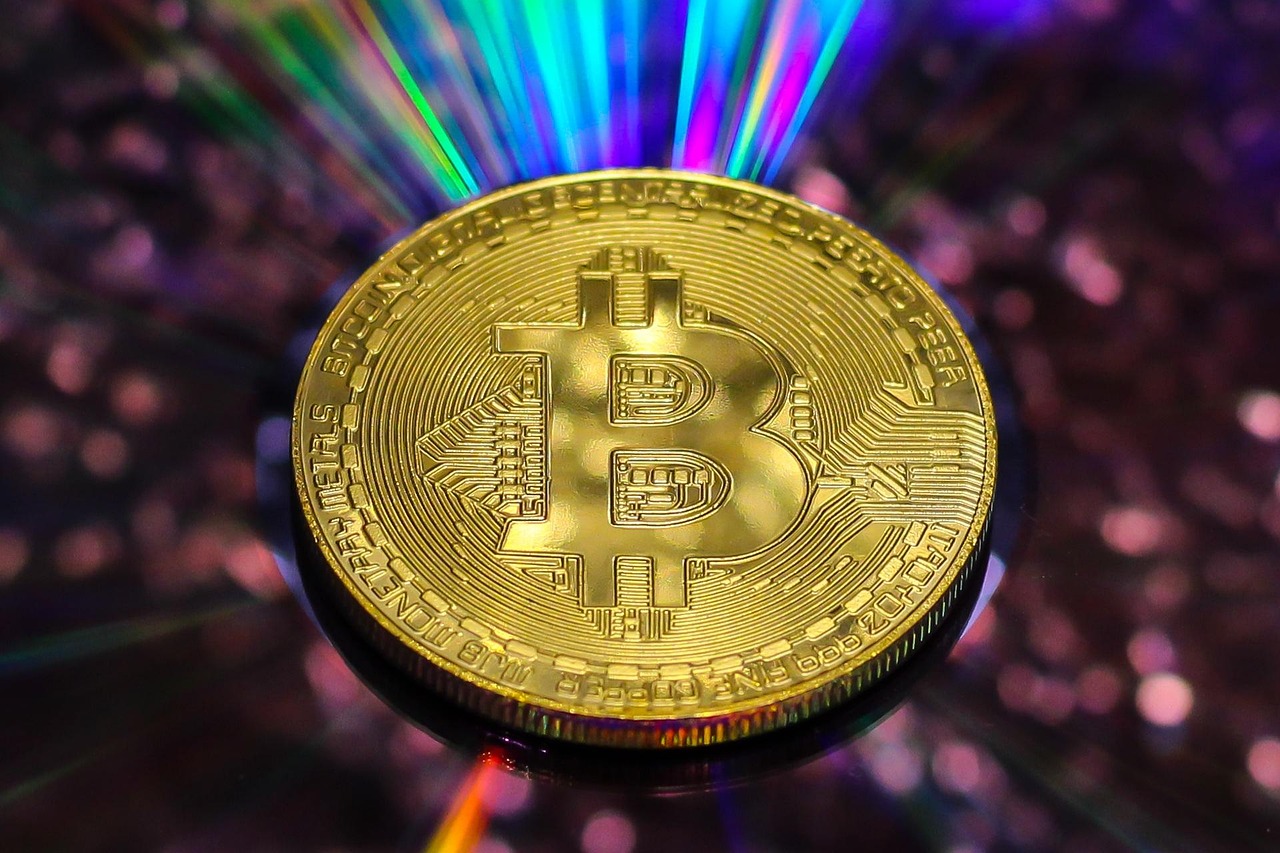 以太坊巨鲸投降！6.5万枚ETH做多仓位昨晚已近全数止损